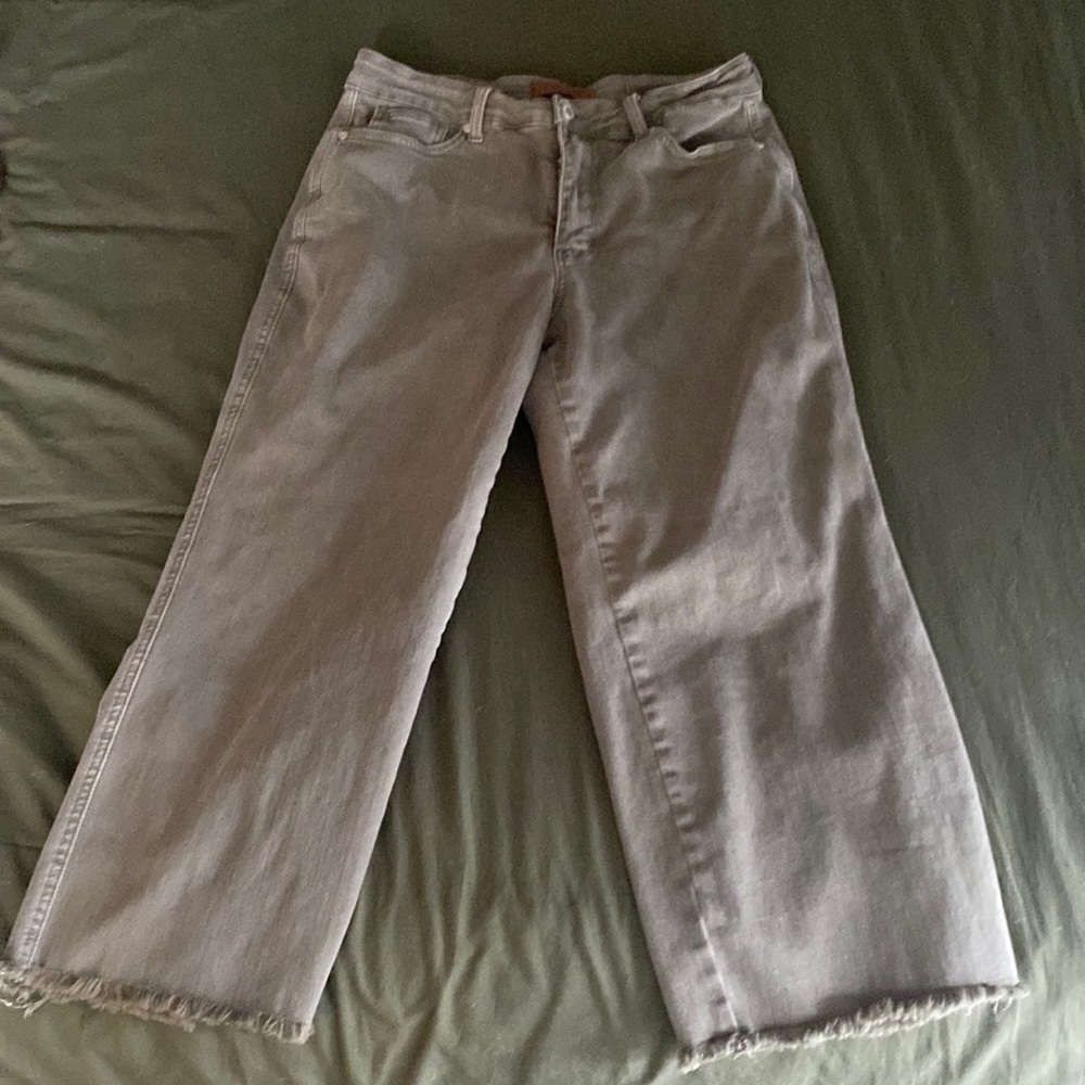 Judy Blue high waisted tummy control wide leg crop jean. Size 14w